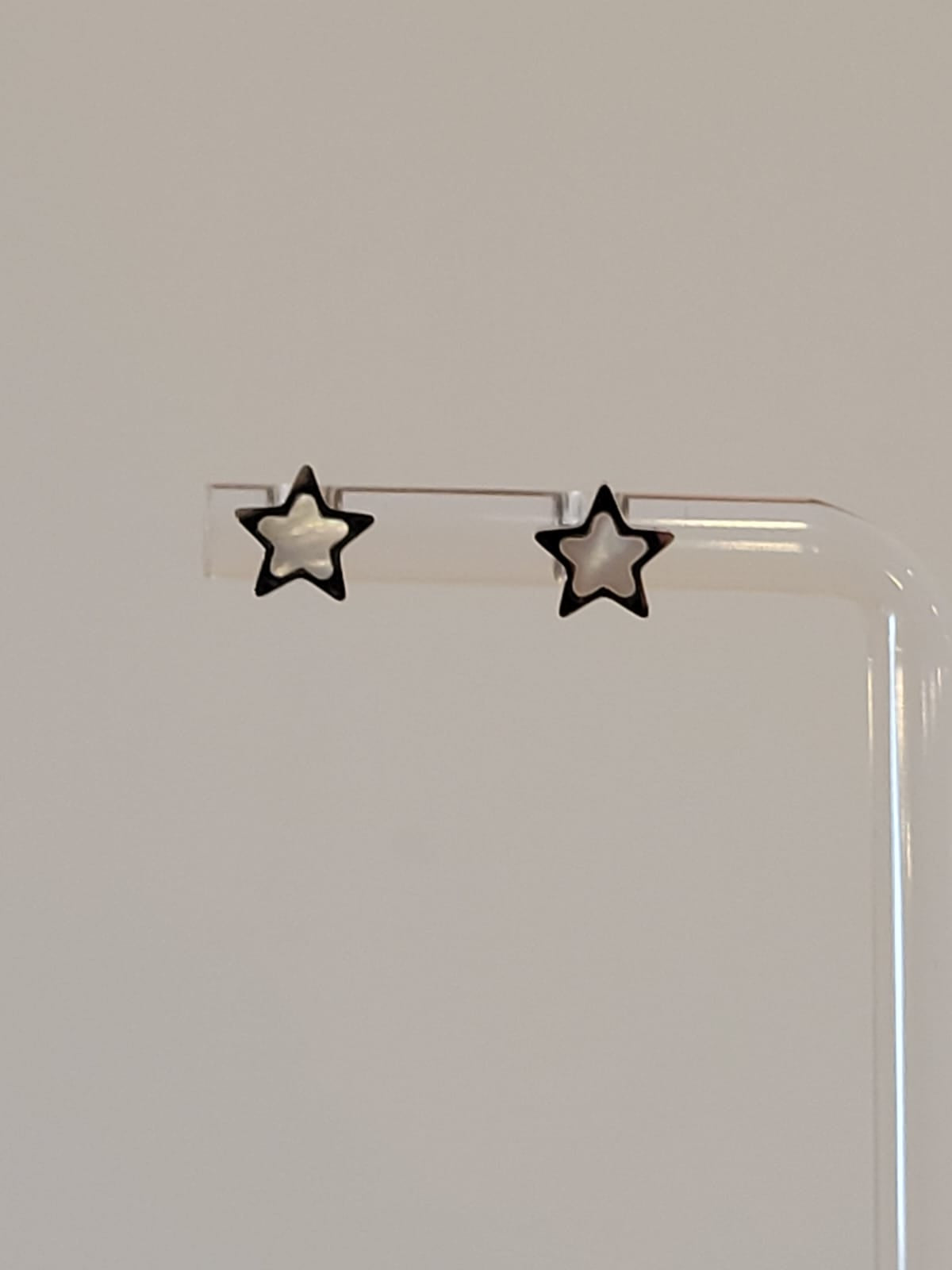Stargazer White Shell Stud